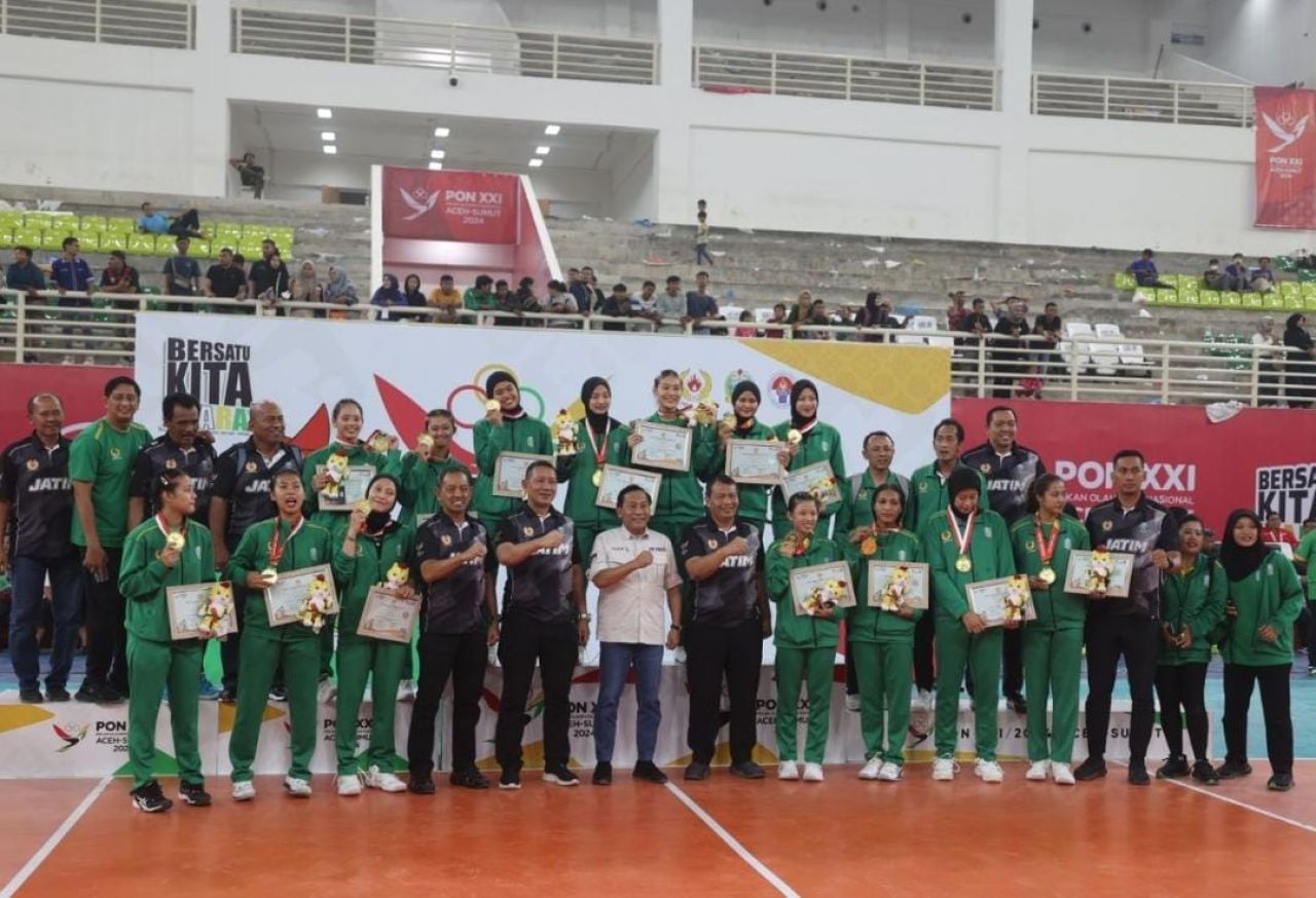 Tekuk Jabar, Tim Voli Putri Jatim Rebut Medali Emas