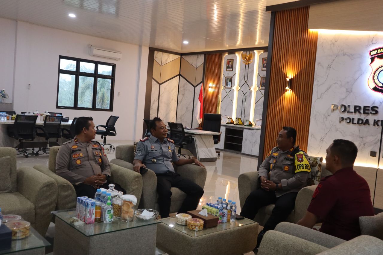 Kalapas Sungailiat dan Kapolres Bangka saat membahas pemasyarakatan maju