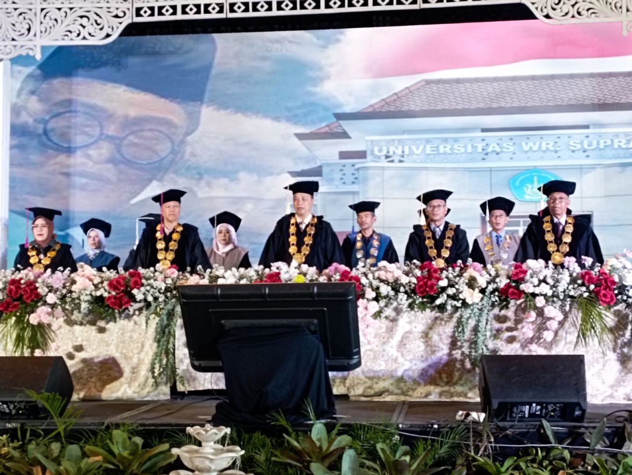 354 Wisudawan, Rektor Unipra; Bisa Memberikan Pendidikan yang Bermutu