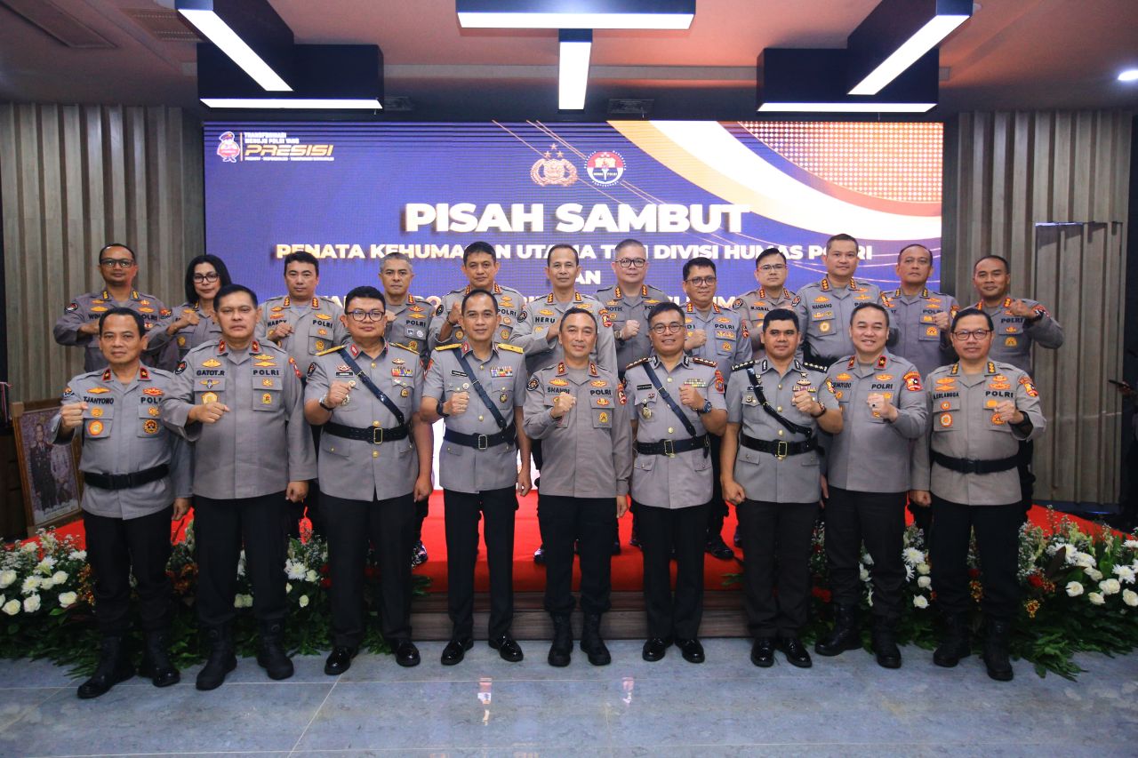 Sertijab PJU baru Humas Polri