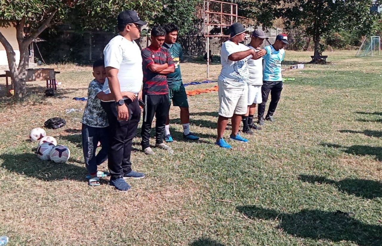 PSSI Surabaya, Bentuk Team Sepak Bola Surabaya Pada Pekan Olahraga Pelajar Jawa Timur