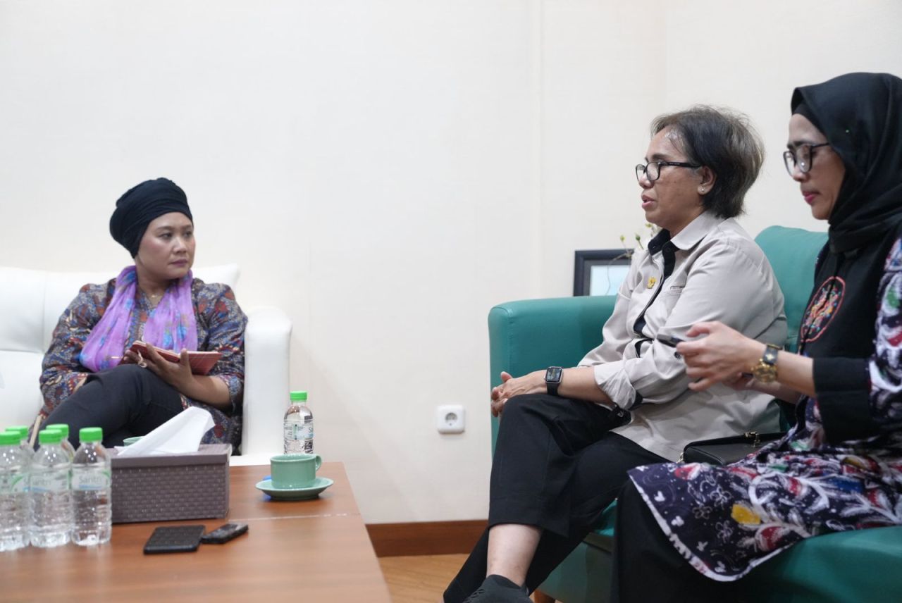 Luluk saat diskusi dengan KPAI