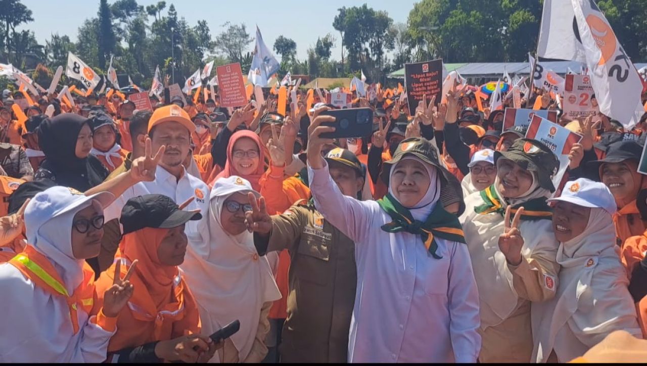 Pilgub Jatim, Ratusan Jurkam Emak-Emak PKS Kota Surabaya Siap Menangkan Khofifah Emil