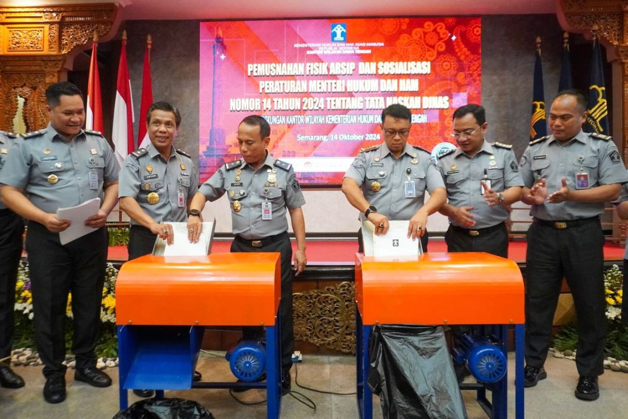 Kemenkumham Jateng Musnahkan Fisik Arsip, Sosialisasi Permenkumham Tata Naskah Dinas