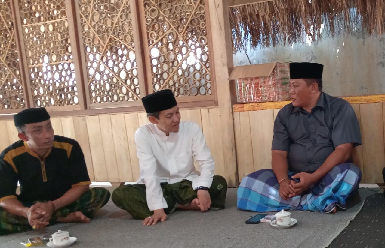 Suhandi Keron berkunjung ke kediaman Calon Bupati Sumenep, KH Muhammad Ali Fikri