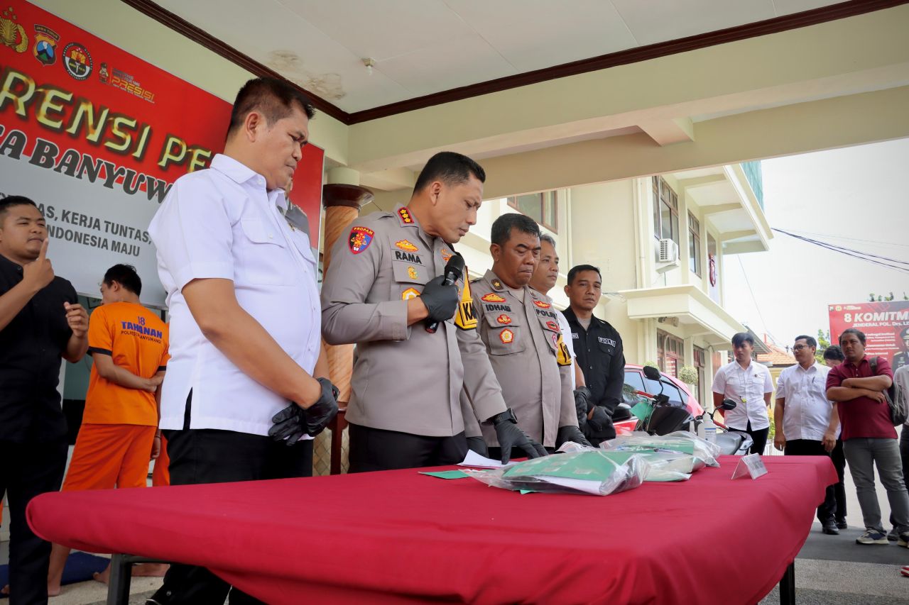 Polres Banyuwangi saat ungkap sindikat peredaran narkoba