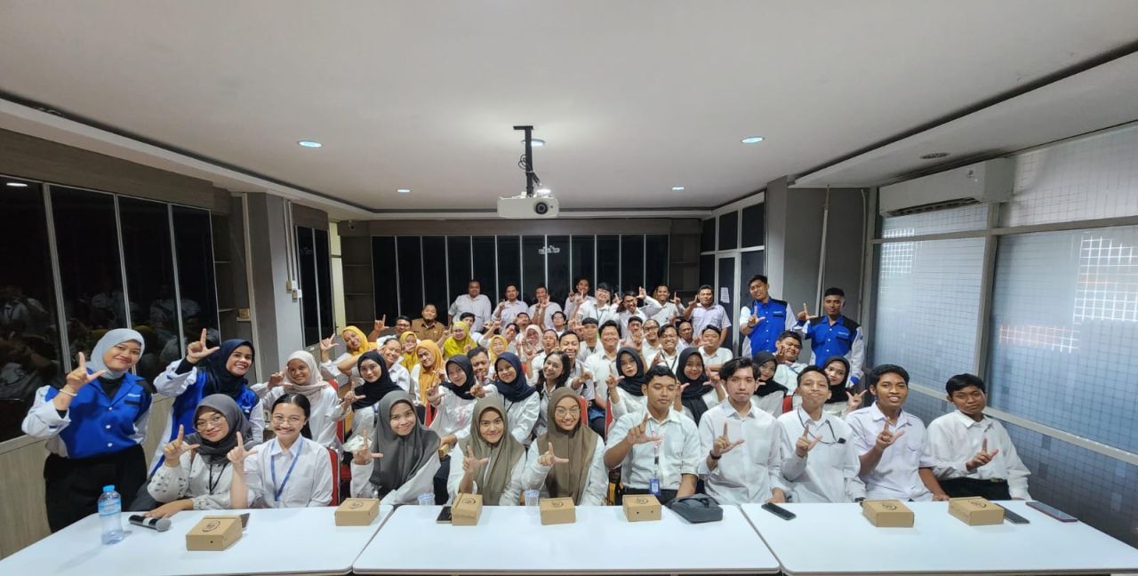 Workshop literasi digital Kominfo dan Relawan TIK