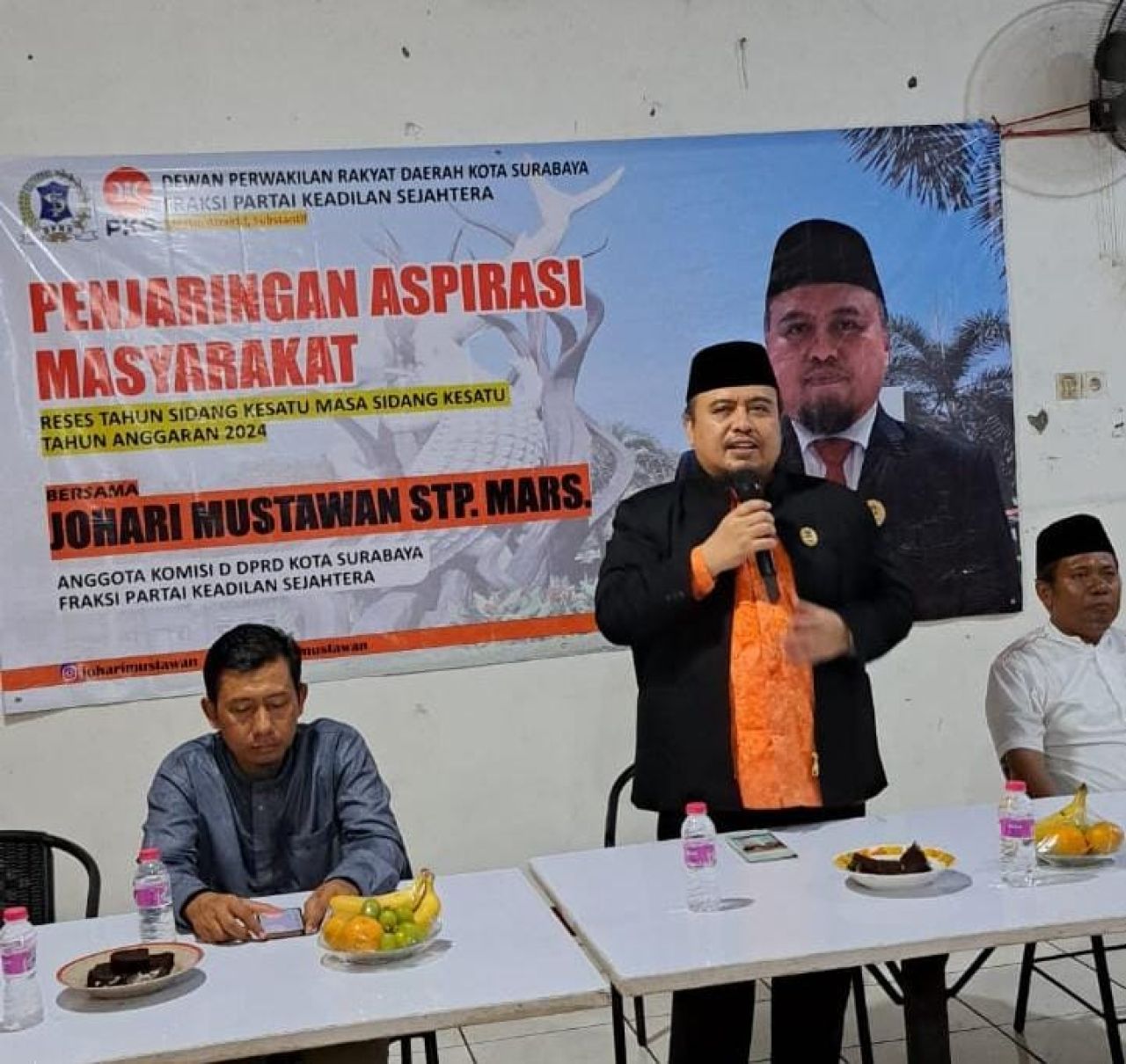Reses di Benowo, Johari Mustawan Disambati Pemerataan Beasiswa dan BPJS