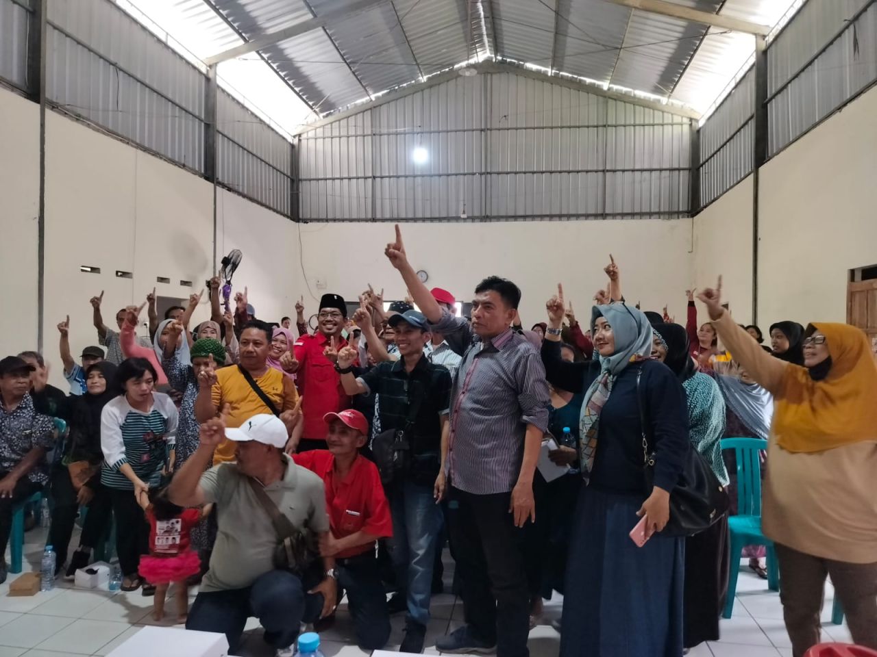 Buleks saat reses di gedung serba guna Tegalsari