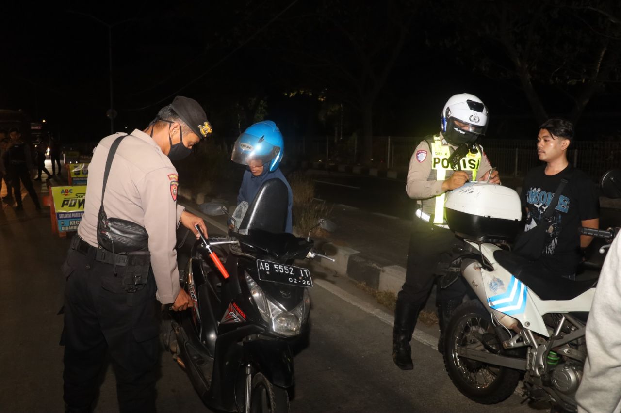 Tahapan Pilkada, Polres Pelabuhan Tanjung Perak Gencarkan Patroli Malam
