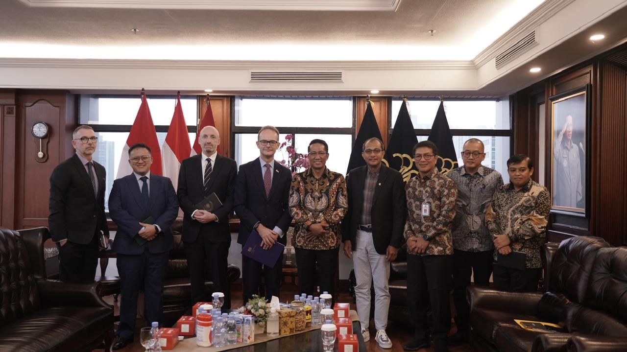 Kunjungan Dubes Inggris ke Menteri Hukum