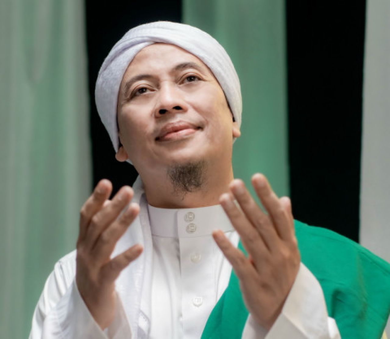 10 Lagu Religi yang Menggugah Jiwa, Inspirasi Spiritual Melalui Nada dan Lirik