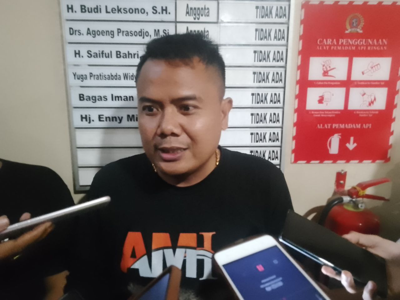 Maraknya Diskotik Tidak Mempunyai Izin Beroperasi, AMI Geruduk Gedung DPRD Surabaya