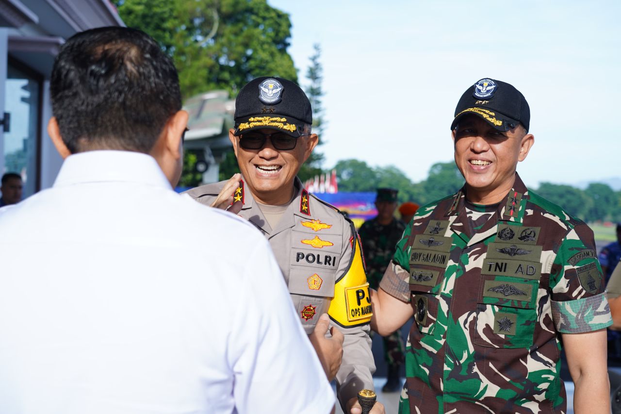 Pangdam V Brawijaya saat menghadiri Demo Latihan Angkasa Yudha