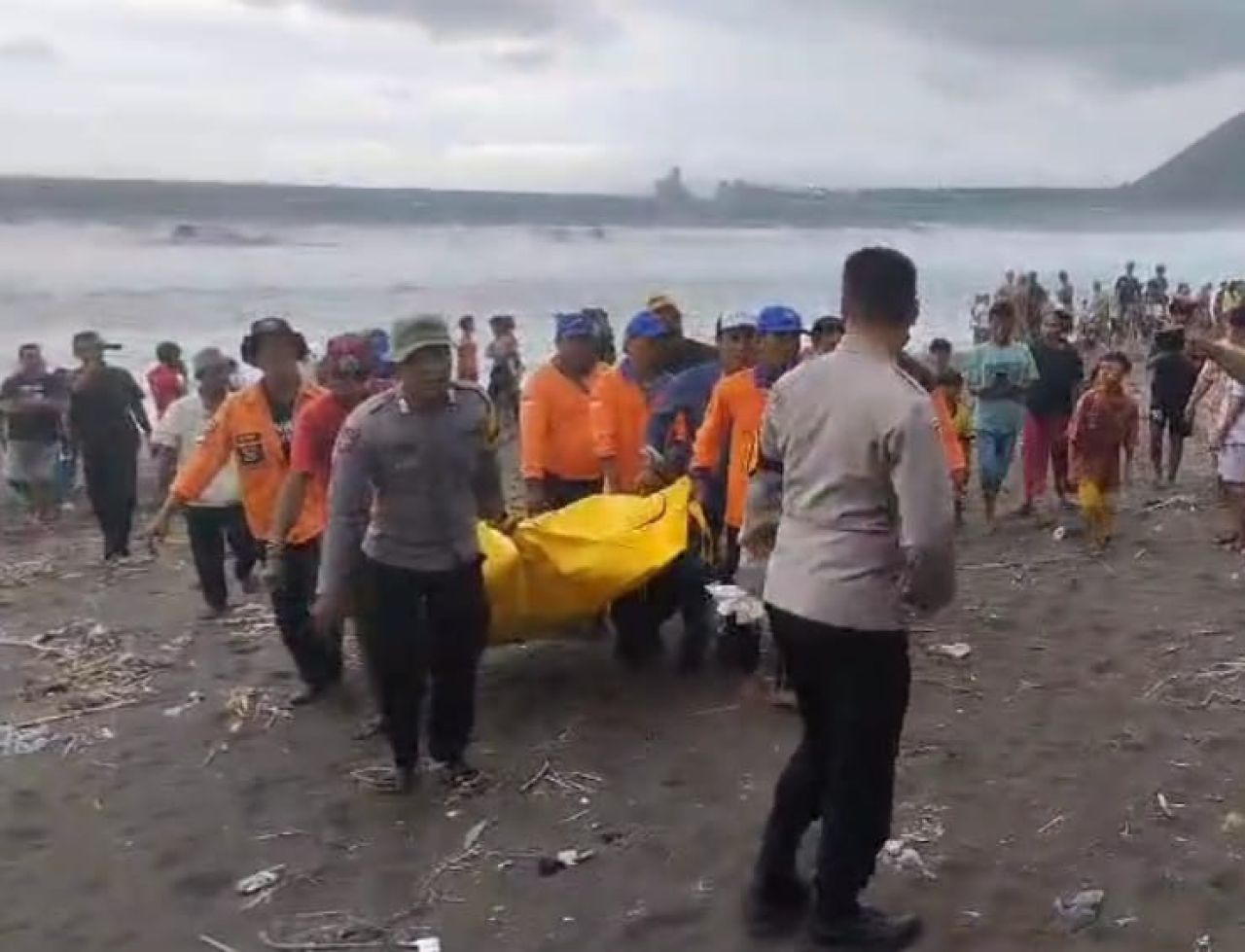 Tiga Hari Lakukan Pencarian, Sat Polairud Temukan Nelayan Akibat Laka Laut