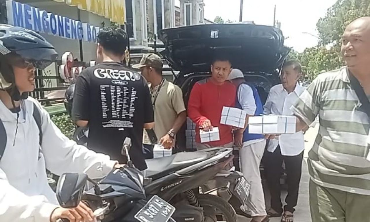 Rizal Bawazier: Berbagi Kebahagiaan melalui Jumat Berkah