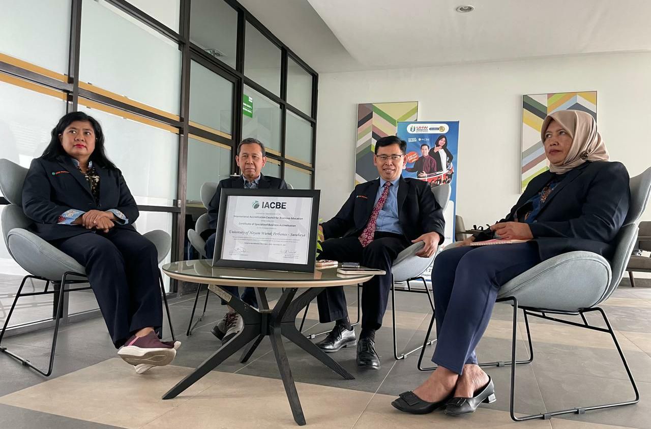 Jadi PTS Pertama Dengan Akreditasi Internasional, Lulusan UHW Akan Terima Banyak Benefit