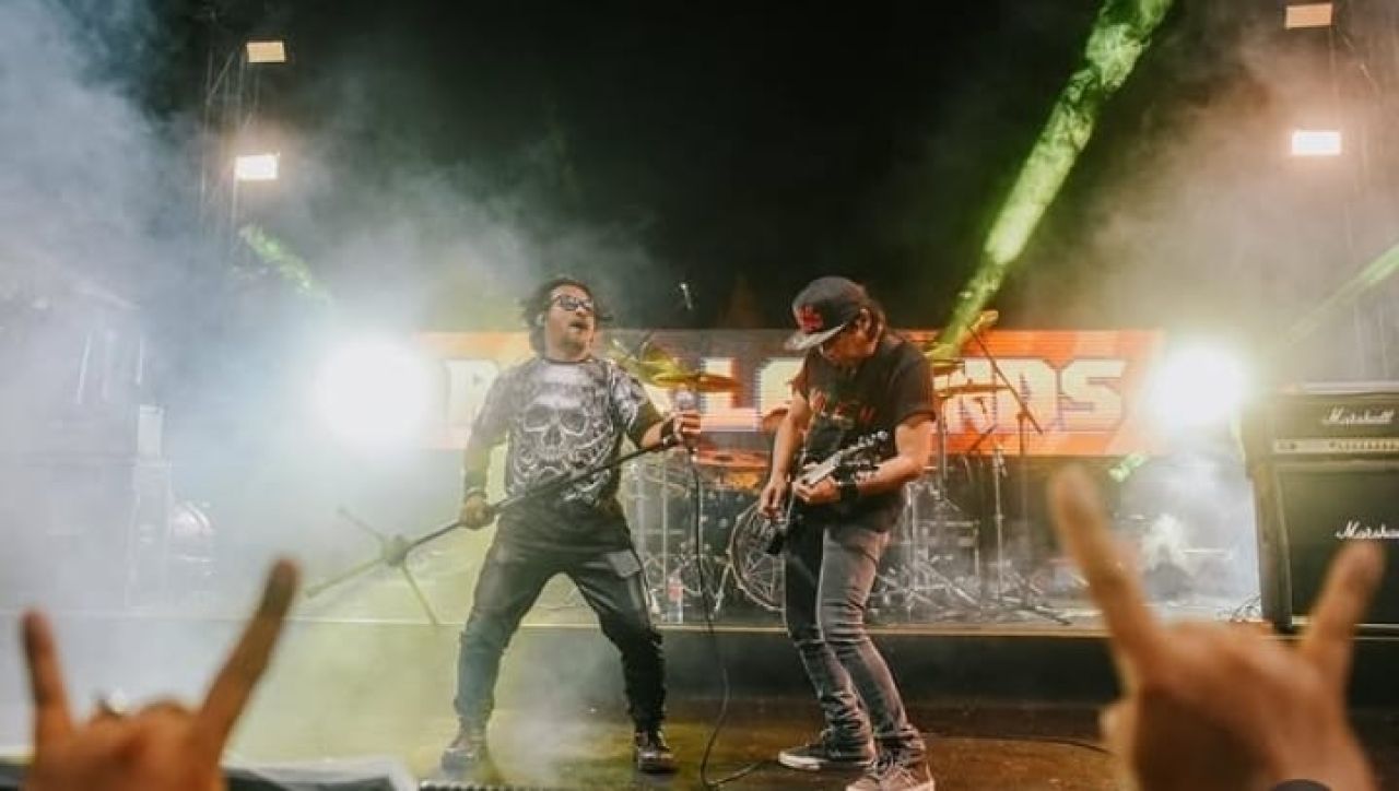 Musik Rock Indonesia: Jejak Abadi Band-Band Legendaris yang Terus Berkobar