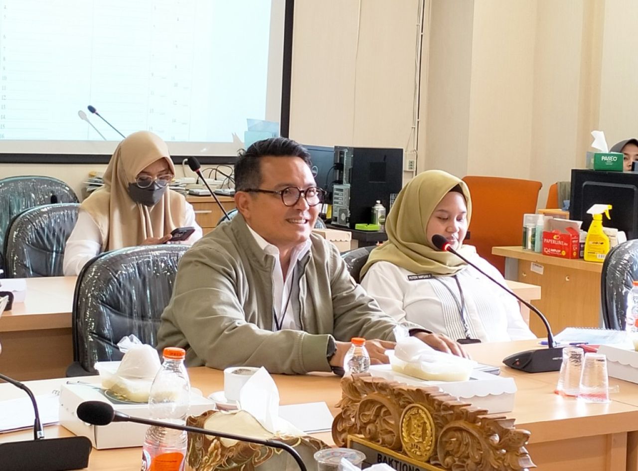 PT SIER Serahkan Deviden Rp16,59 Miliar ke Pemkot Surabaya