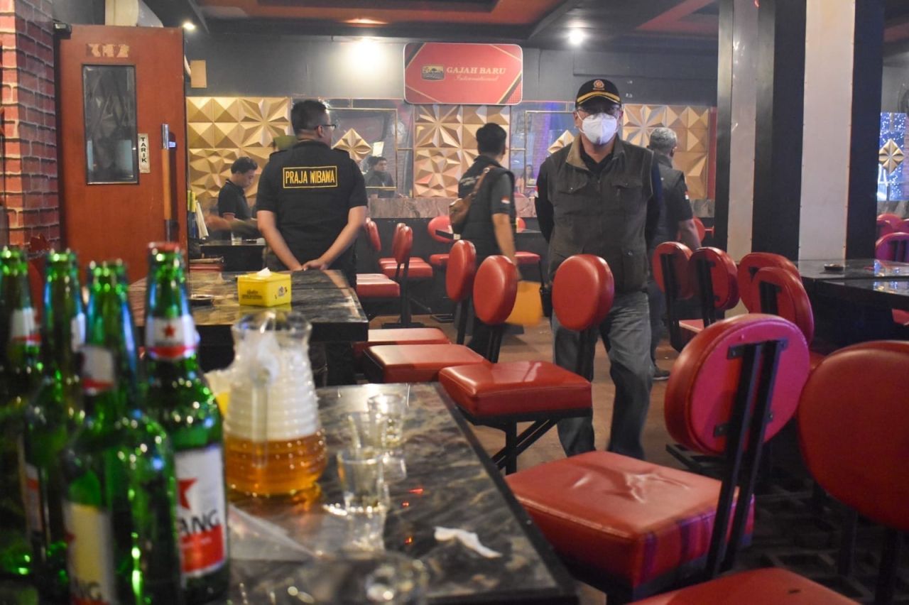 Satpol PP saat sidak di RHU