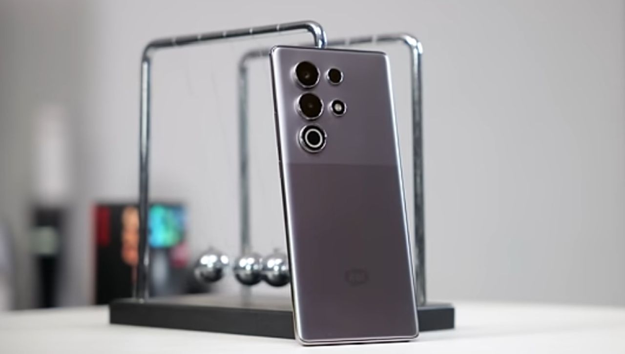 Tangkapan layar YouTube itel