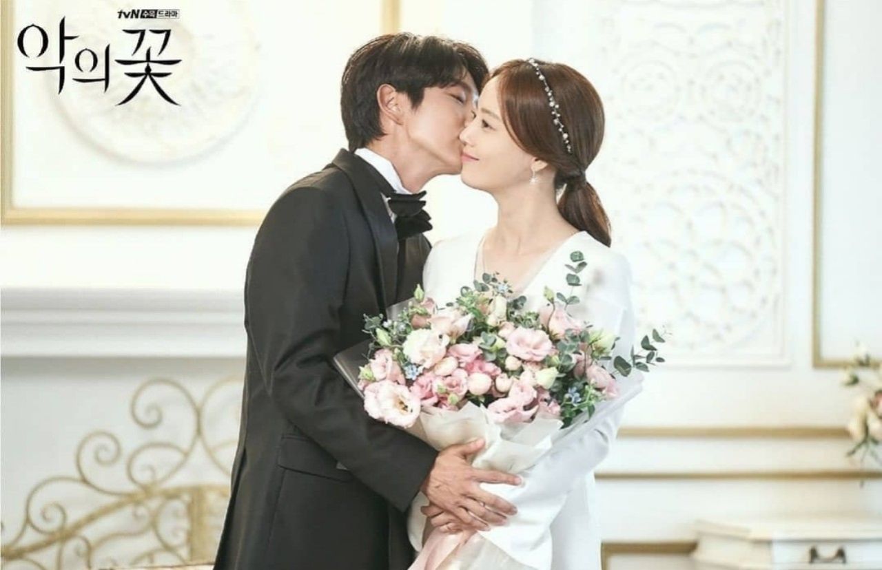 Flower of Evil: Drama Cinta yang Diuji oleh Masa Lalu Kelam