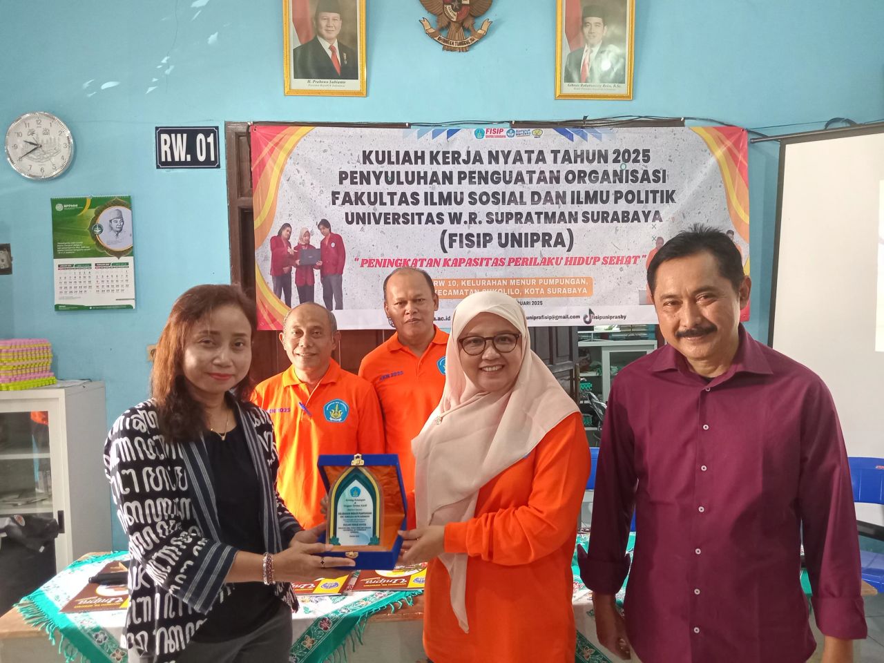 Peran KKN Unipra Surabaya, dalam Meningkatkan Kesadaran Hidup Sehat Masyarakat