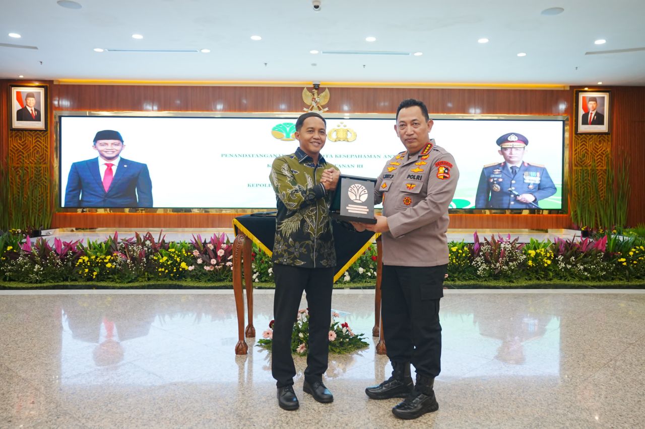 Polri dan Kemenhut