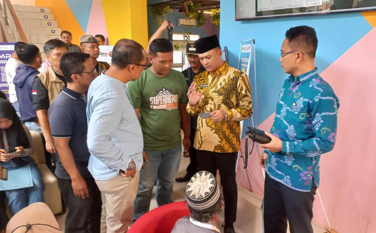 Hari Pertama Bertugas Wabup Dena Sidak MPP dan Rumah Sakit