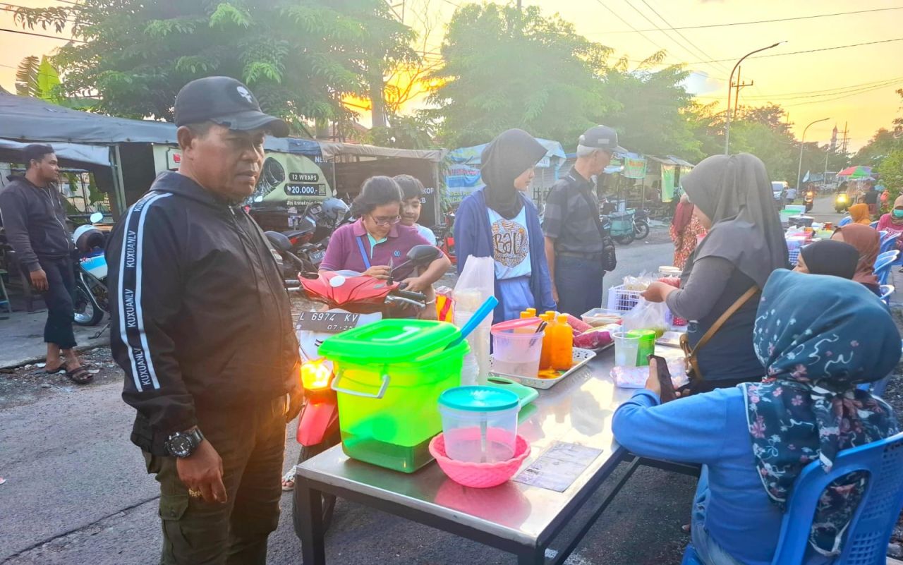 Bazar AWS di Margorejo