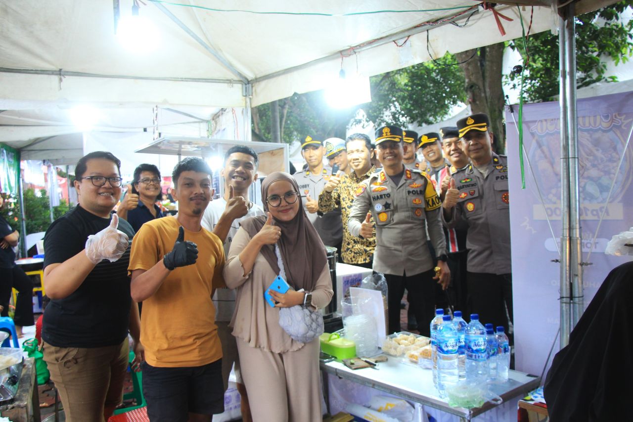 Kapolres Bondowoso Tinjau Pengamanan Bazar Ramadan 2025 di Alun-Alun