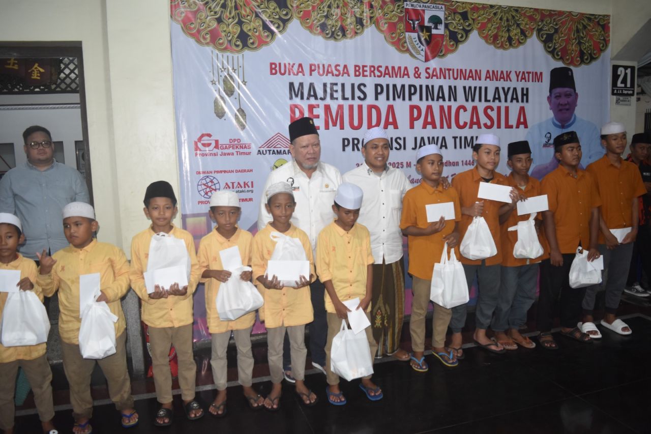 MPW Pemuda Pancasila Jawa Timur Buka Puasa Bersama Anak Yatim