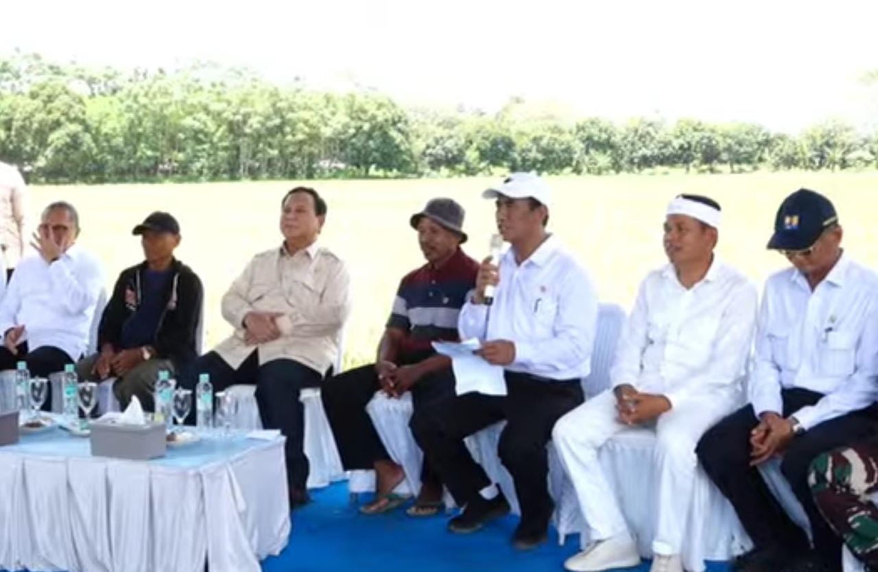 Mentan Dampingi Prabowo Panen Raya: Petani Harus Dimuliakan, Harga Gabah Naik Jadi Rp6.500