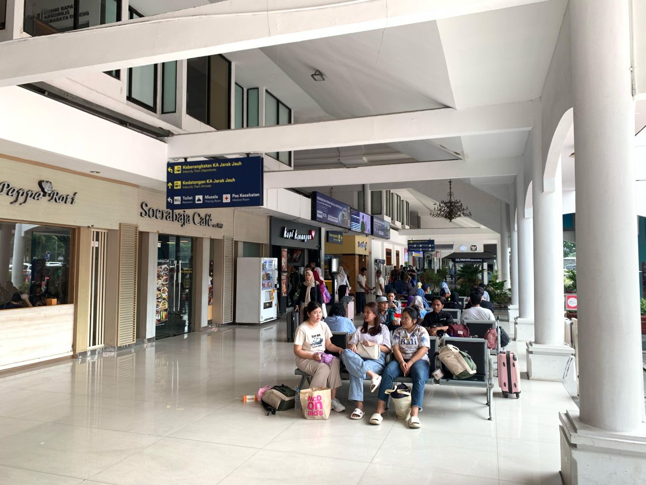 Long Weekend Paskah KAI Daop 8 Surabaya Operasikan 4 KA Tambahan