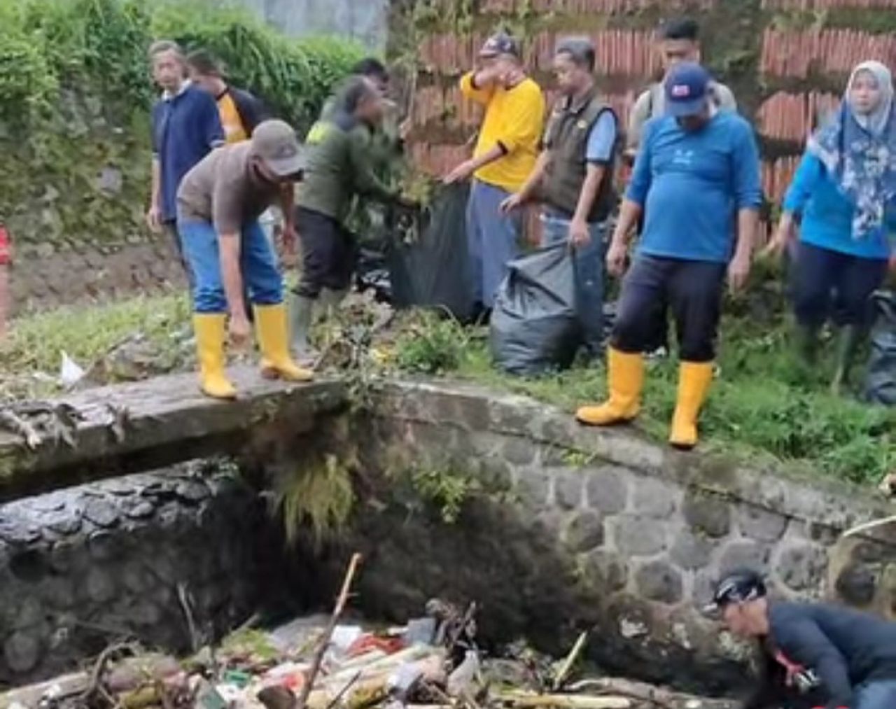 GEBER: program Pemkab Majalengka untuk menjaga kebersihan lingkungan