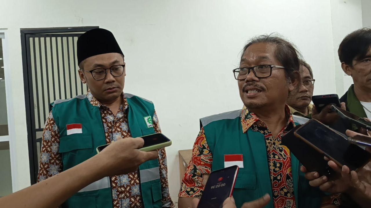 Lahan Kosong dan TPS Jadi Sorotan DPRD Surabaya Saat Sidak di Pasar Kembang