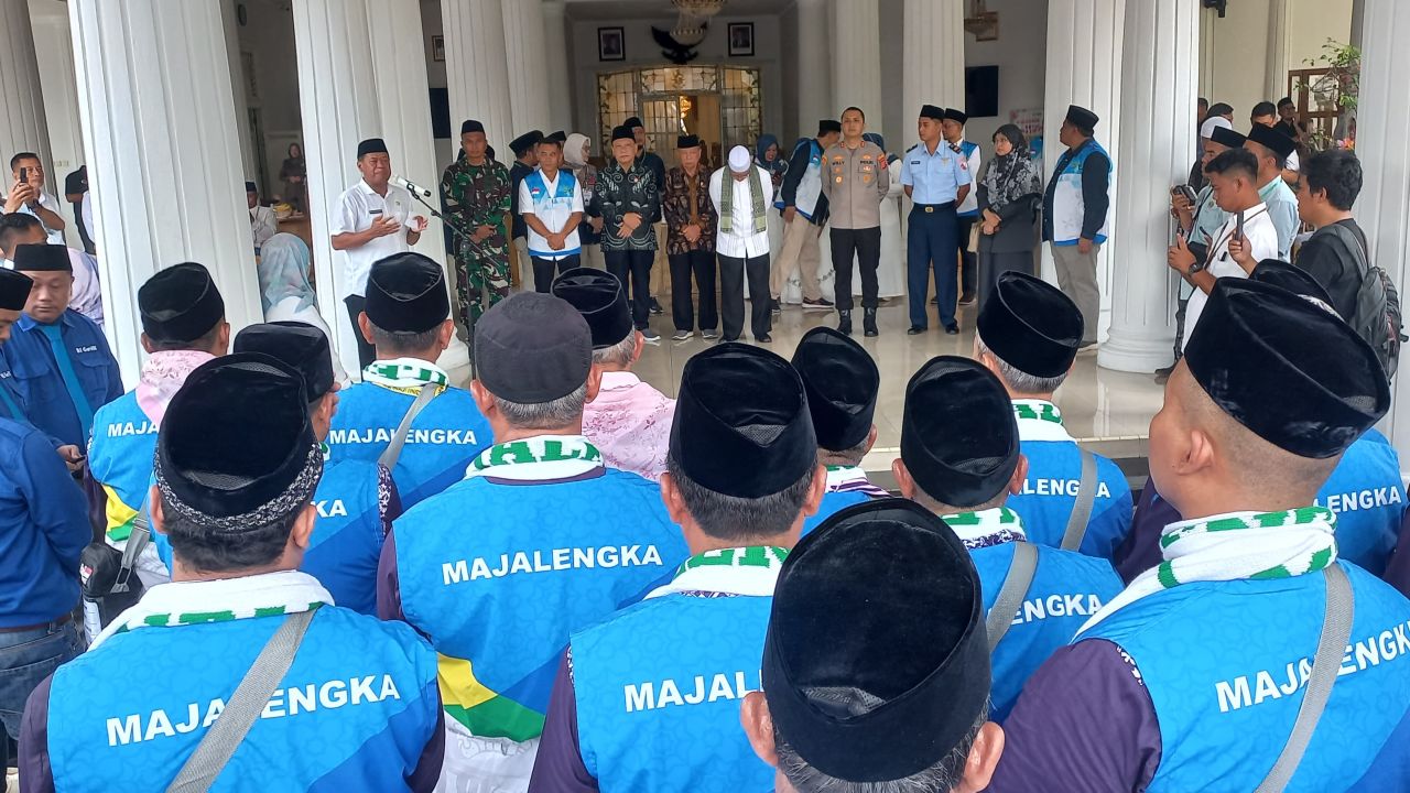 Bupati Majalengka Eman Suherman Lepas 439 Calon Jamaah Haji Kloter Pertama