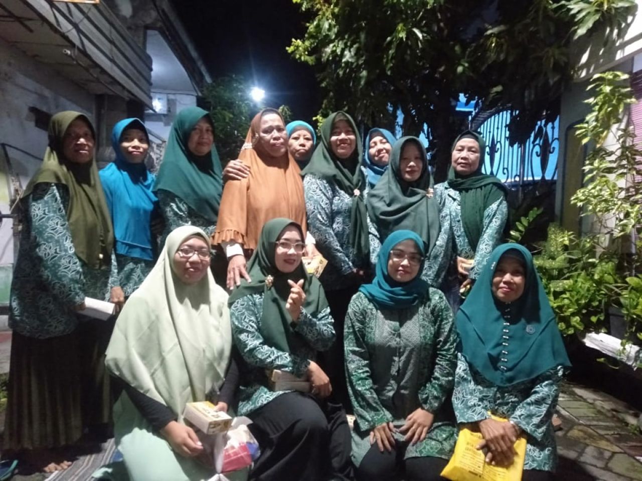 Ibu-ibu PKK RT 09 Gang Sawi