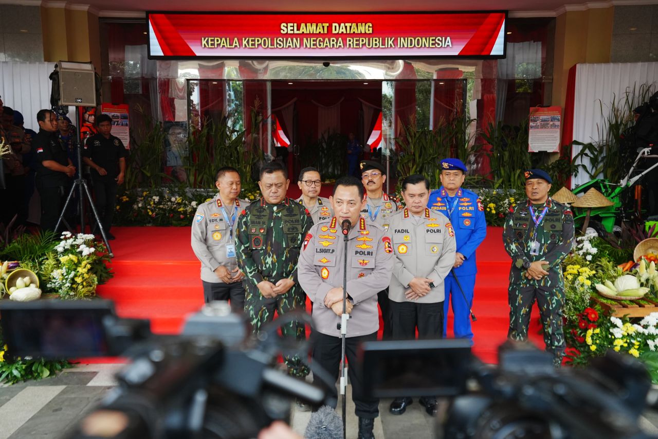 Kapolri tegaskan berantas premanisme hingga narkoba