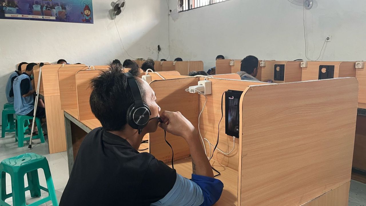 Cegah Peredaran Alat Komunikasi Ilegal Lapas Kelas IIA Sidoarjo Kelola Wartelsuspas