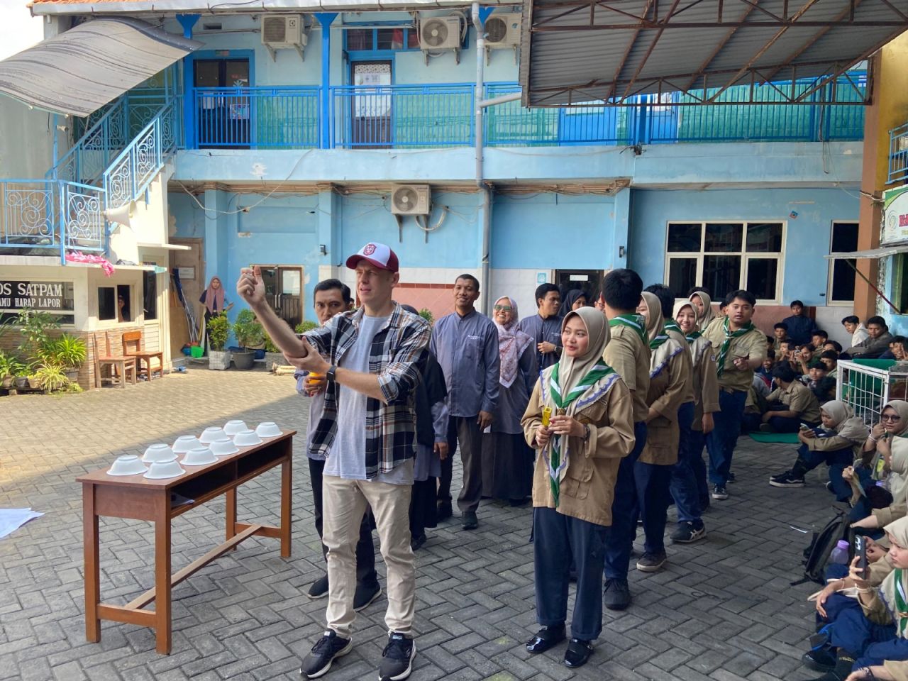 Londo Kampung Goyang SMK MUDISA dengan Tawa dan Inspirasi Digital