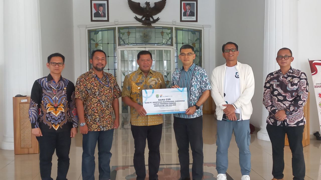 Bupati Majalengka Terbitkan 273 Sertifikat Tanah Gratis Lewat Program PRISEI