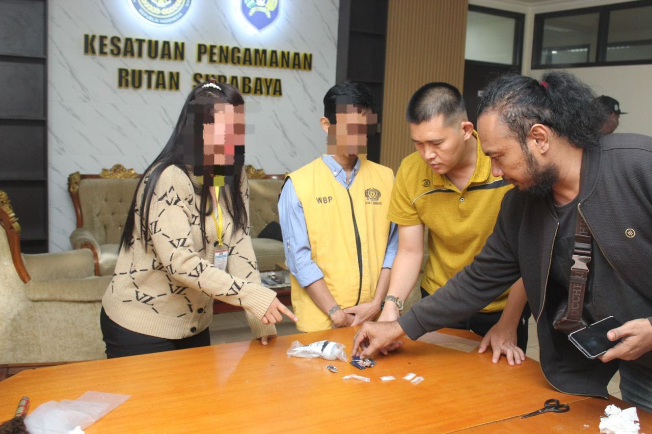 Rutan Surabaya Gagalkan Dugaan Penyelundupan Narkoba dalam Botol Sabun Wajah