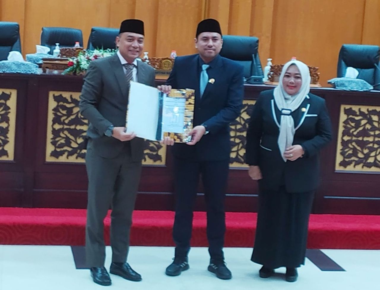 Sidang Paripurna DPRD Surabayq