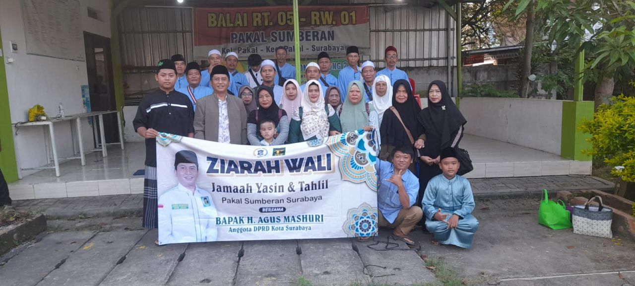 25 Warga Pakal Ziarah Wali, Agus Mashuri Dukung Kegiatan Religius