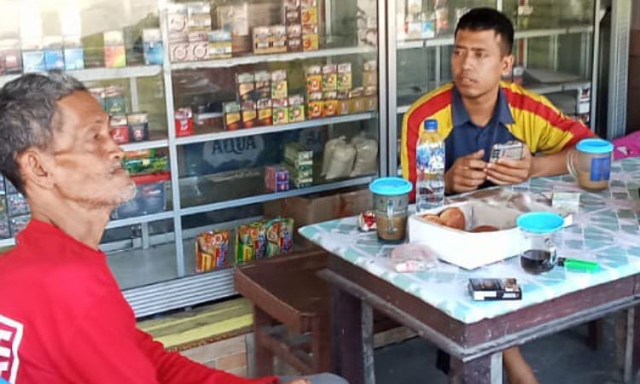 Gerai Pijat dan Kios Sembako Taryono