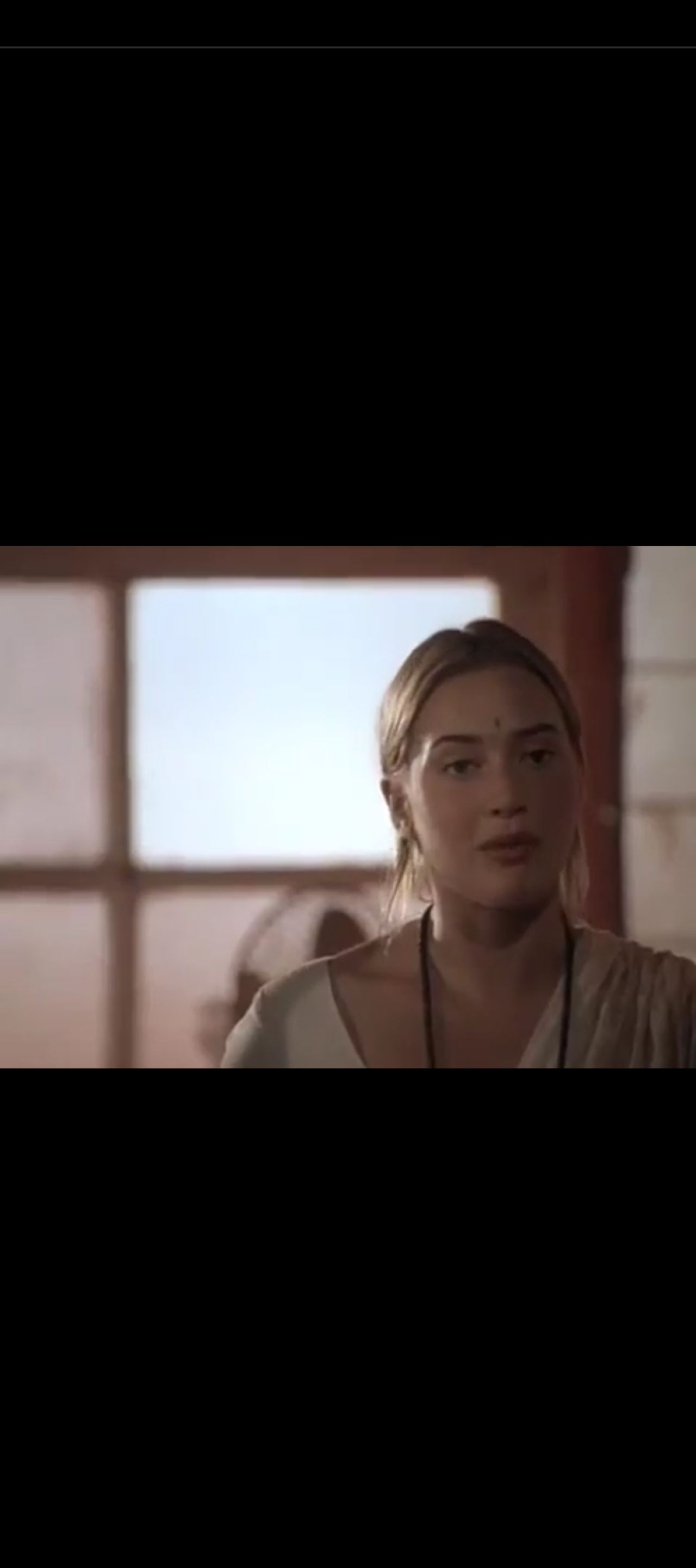 Holy Smoke: Ketika Hasrat dan Keyakinan Beradu dalam Sunyi