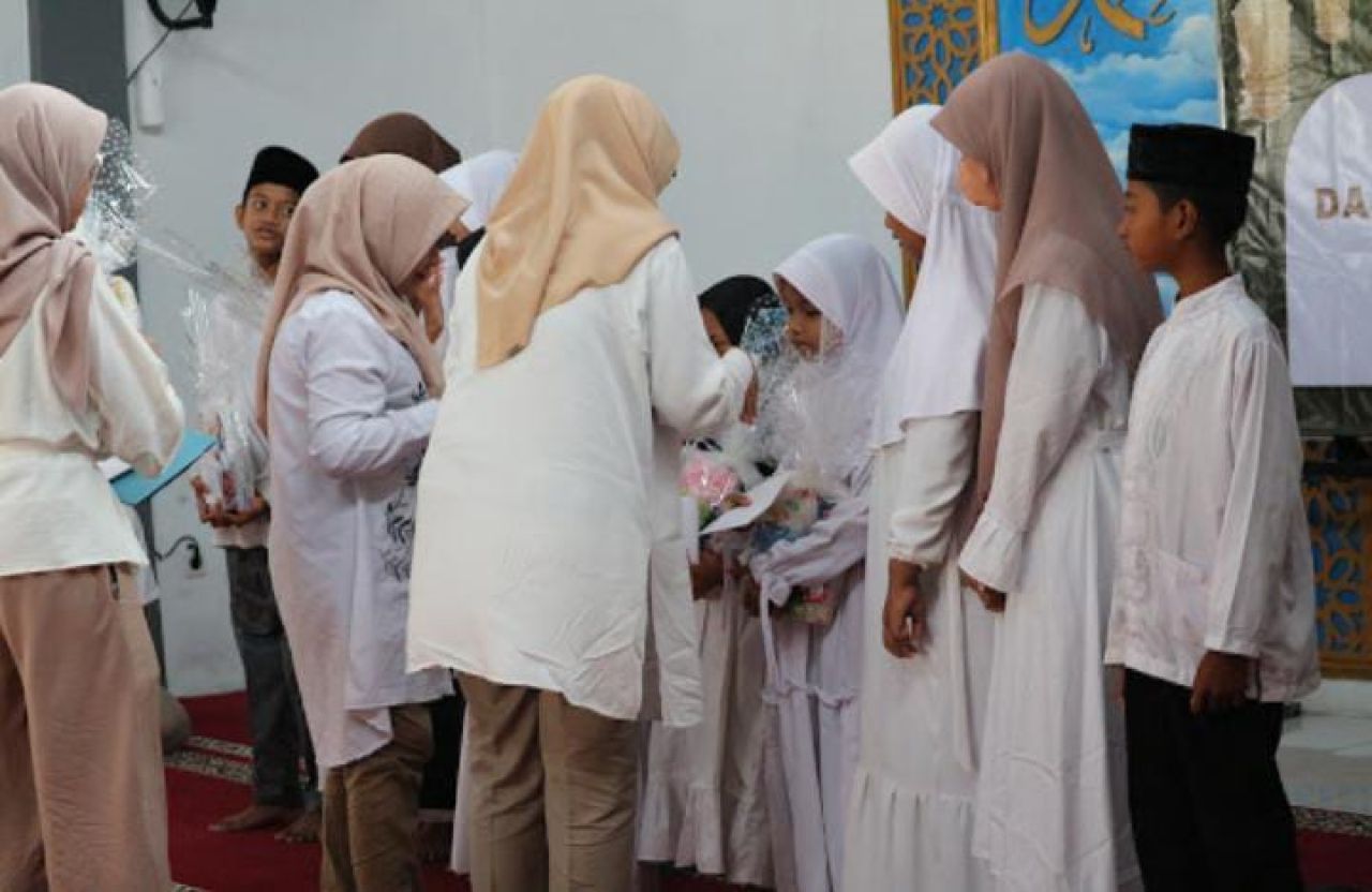 Rutan Perempuan Surabaya Santuni Yatim
