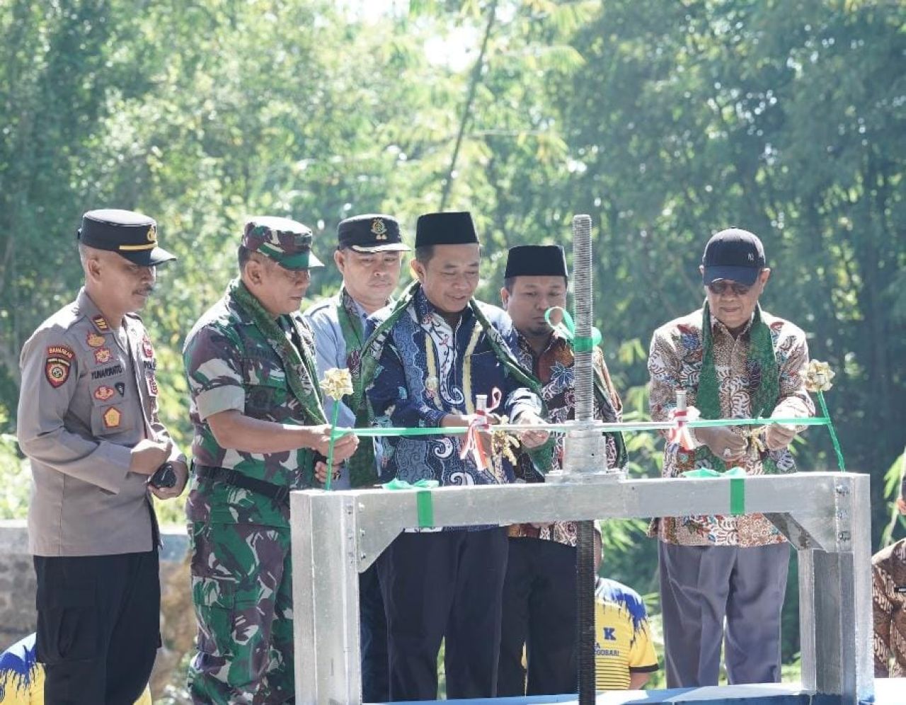 Rehabilitasi Irigasi, Bupati Hamid: Air Sebagai Penunjang Kesejahteraan Petani