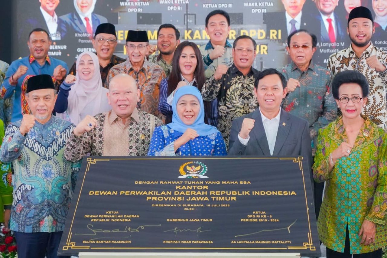 Peresmian kantor DPD RI Provinsi Jawa Timur